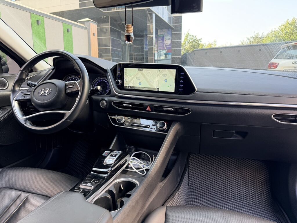 Hyundai Sonata: 2021 г., 2 л, Автомат, Газ, Седан: фото 7