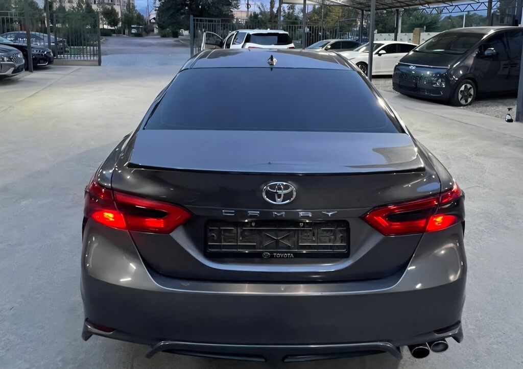 Toyota Camry: 2019 г., 2.5 л, Автомат, Бензин, Седан: фото 4
