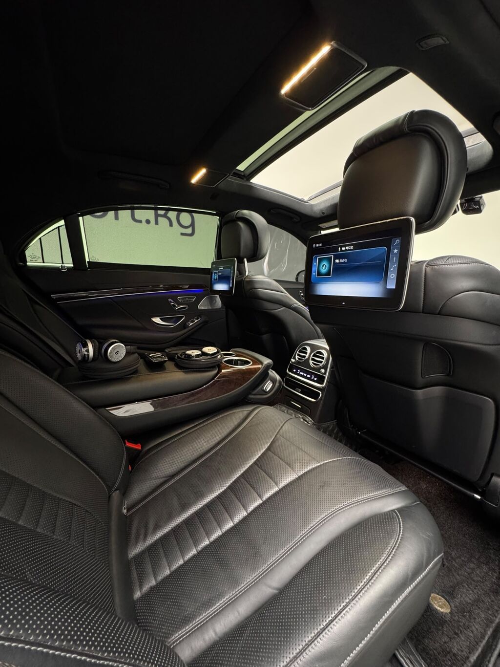 Mercedes-Benz S-Class: 2018 г., 4 л, Автомат, Бензин, Седан: фото 4
