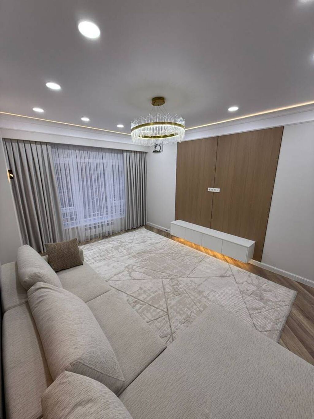 2 комнаты, 61 м², Джал мкр (в т.ч. Верхний, Нижний, Средний) Элитка, 2 этаж, Дизайнерский ремонт: фото 2