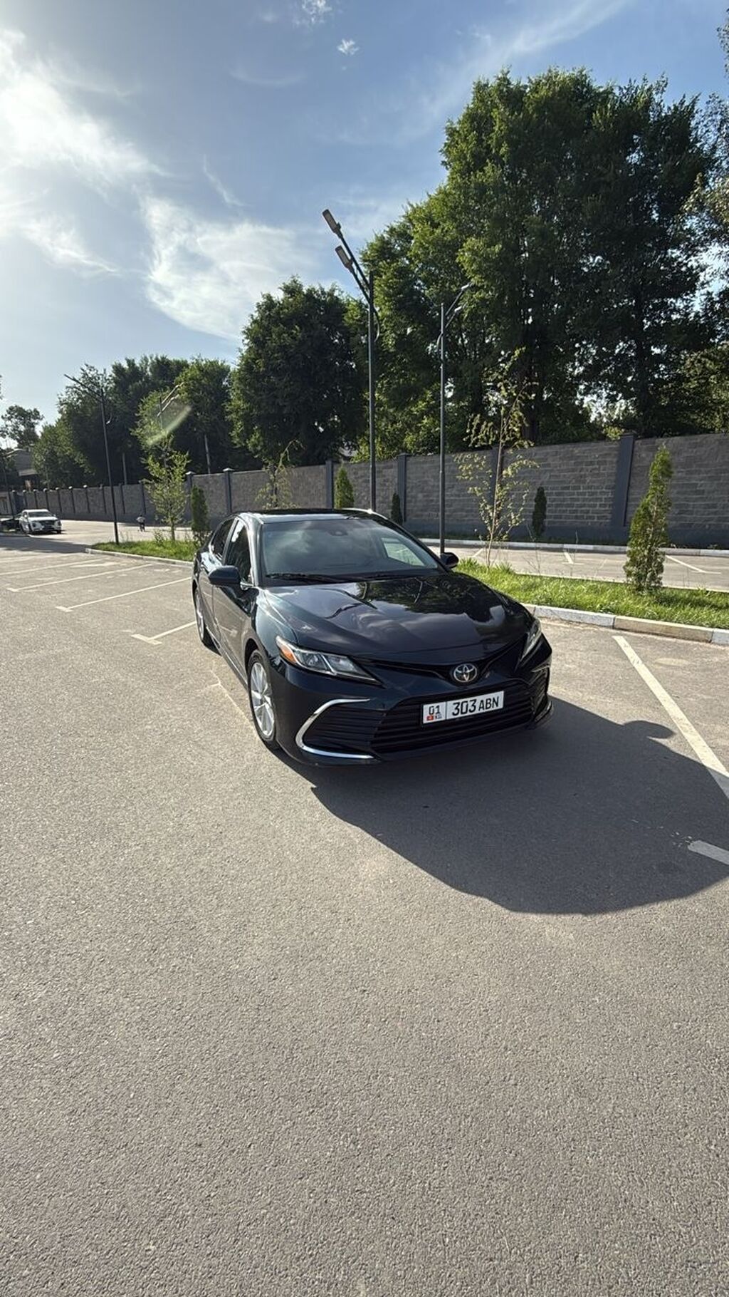 Toyota Camry: 2021 г., 2.5 л, Автомат, Бензин, Седан: фото 4