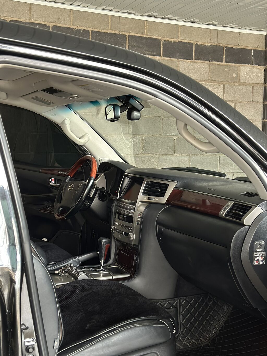 Lexus LX: 2012 г., 5.7 л, Автомат, Газ, Внедорожник: фото 5