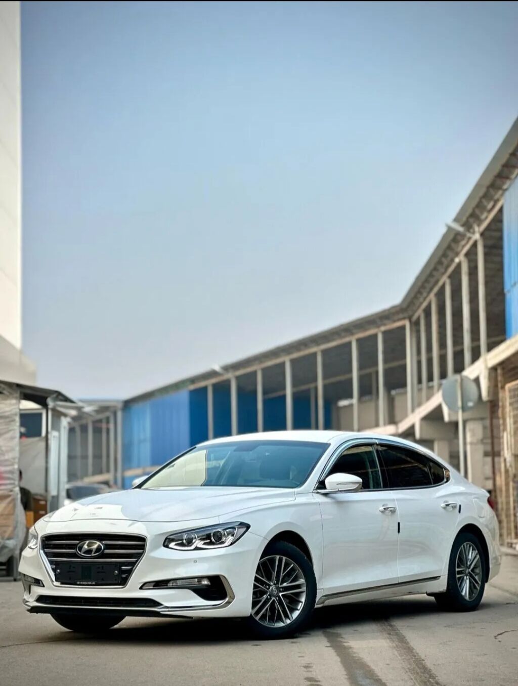 Hyundai Grandeur: 2018 г., 3 л, Седан: фото 2