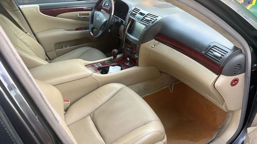 Lexus LS: 2008 г., 4.6 л, Автомат, Бензин, Седан: фото 5