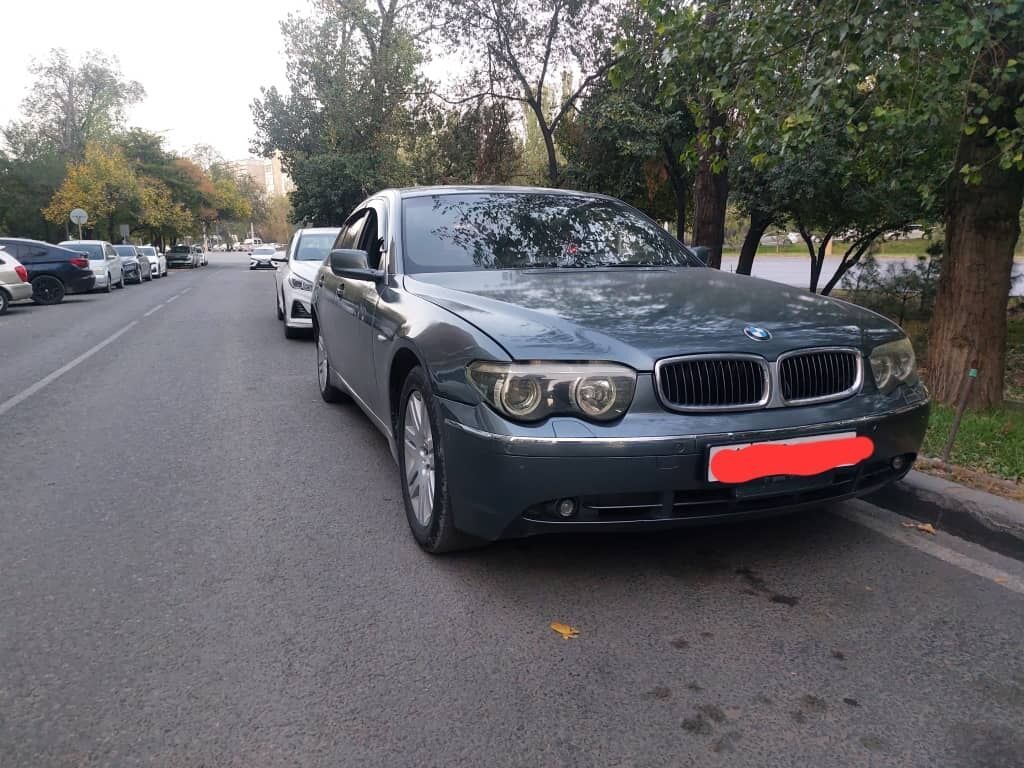 BMW 7 series: 2002 г., Седан: фото 1
