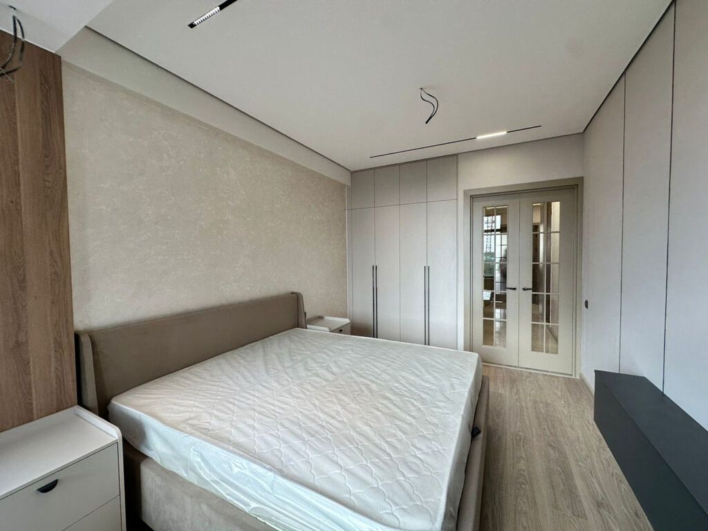 2 комнаты, 75 м², Золотой квадрат Элитка, 5 этаж, Дизайнерский ремонт: фото 6
