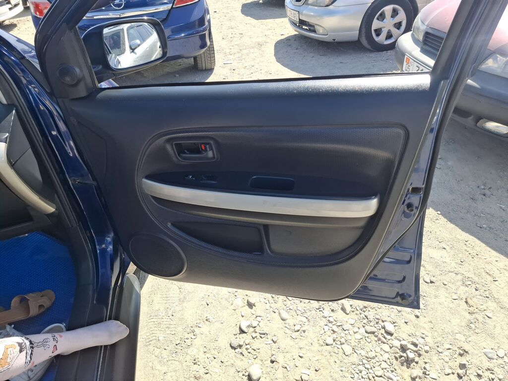 Scion xA: 2005 г., 1.5 л, Автомат, Бензин, Хэтчбэк: фото 8