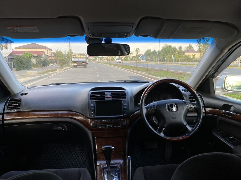 Honda Accord: 2006 г., 3 л, Автомат, Бензин, Седан: фото 7