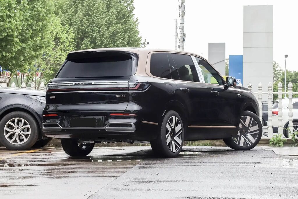Geely Galaxy M9: 2026 г., 1.5 л, Автомат, Гибрид, Внедорожник: фото 2