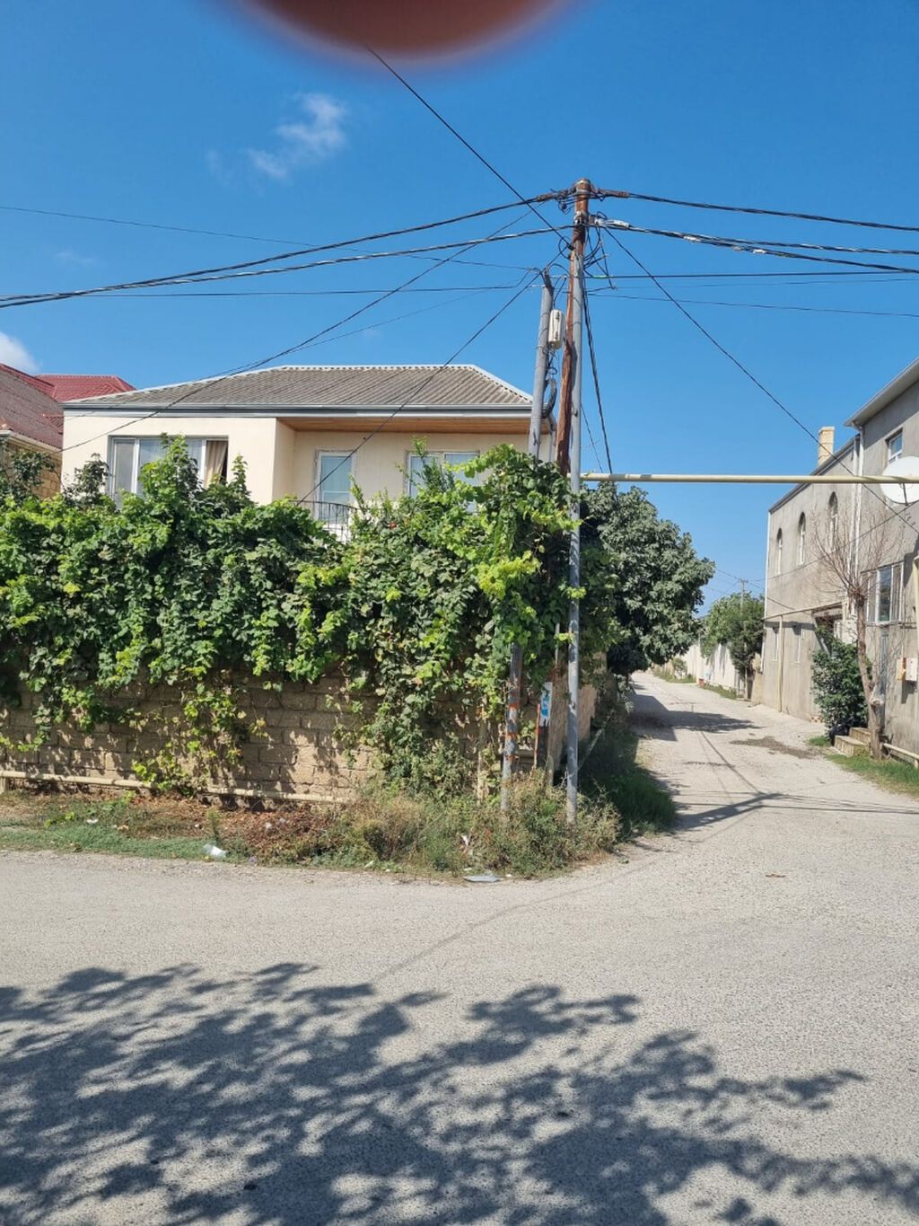 Sabunçu rayonu, Savalan yaşayış massivində məktəbədükana yaxın