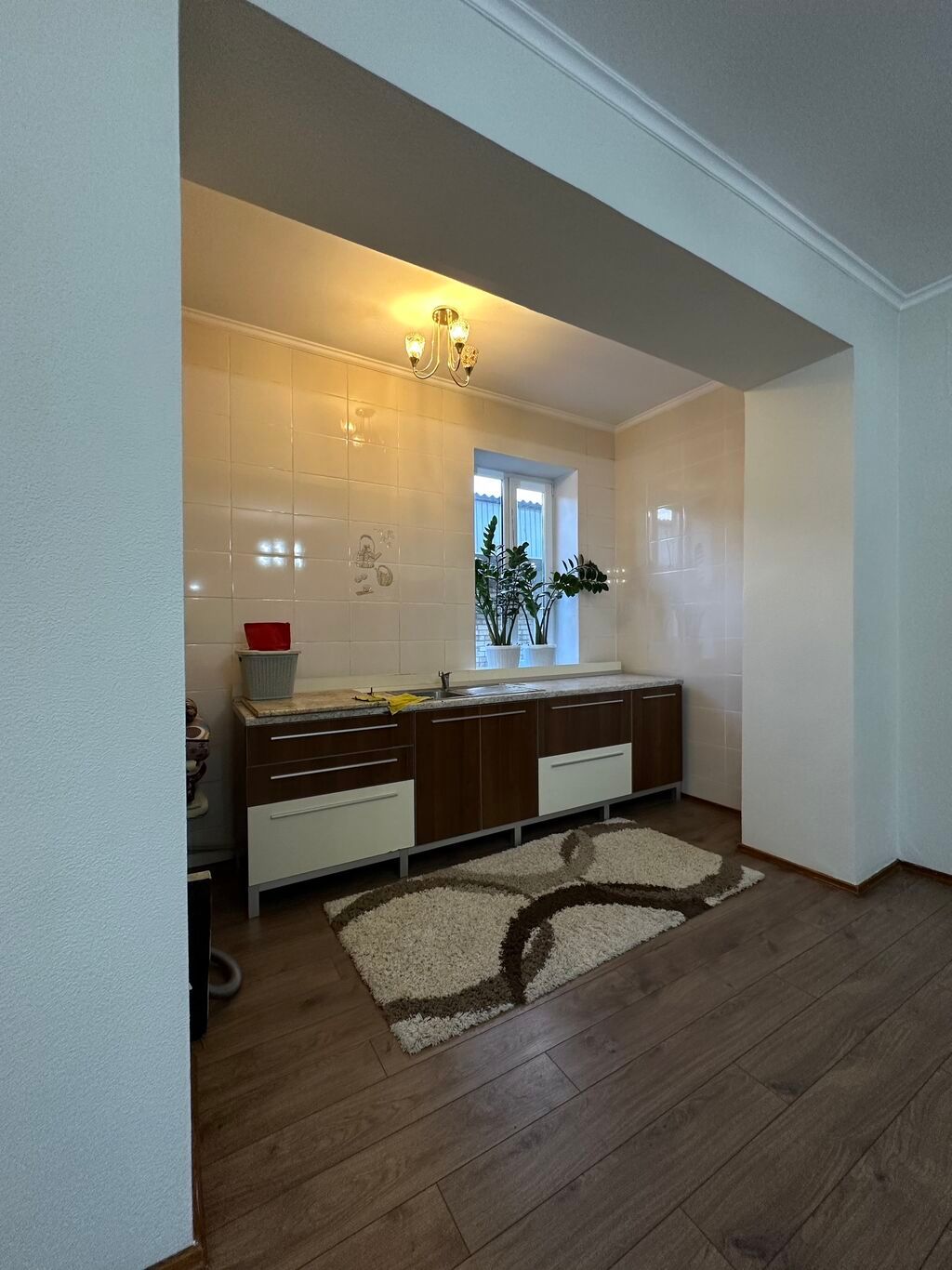 4 комнаты, 220 м², 7 соток, Бишкек, Аламедин-1 мкр Собственник: фото 8