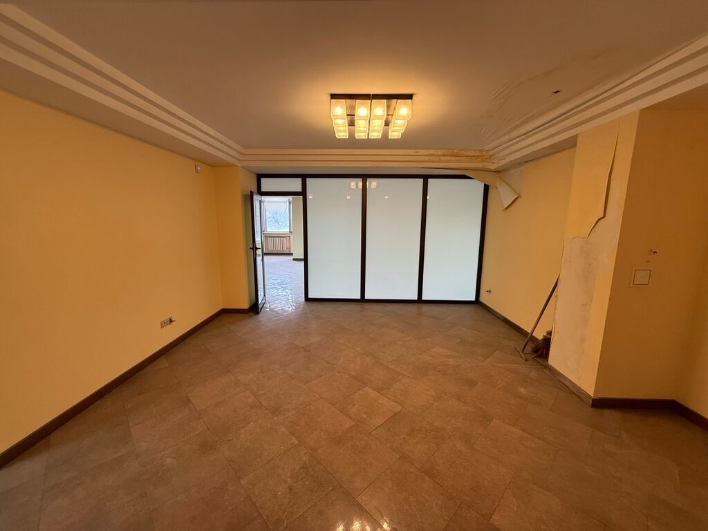 Продажа офисов 402 м², Многоэтажное здание, 2 этаж