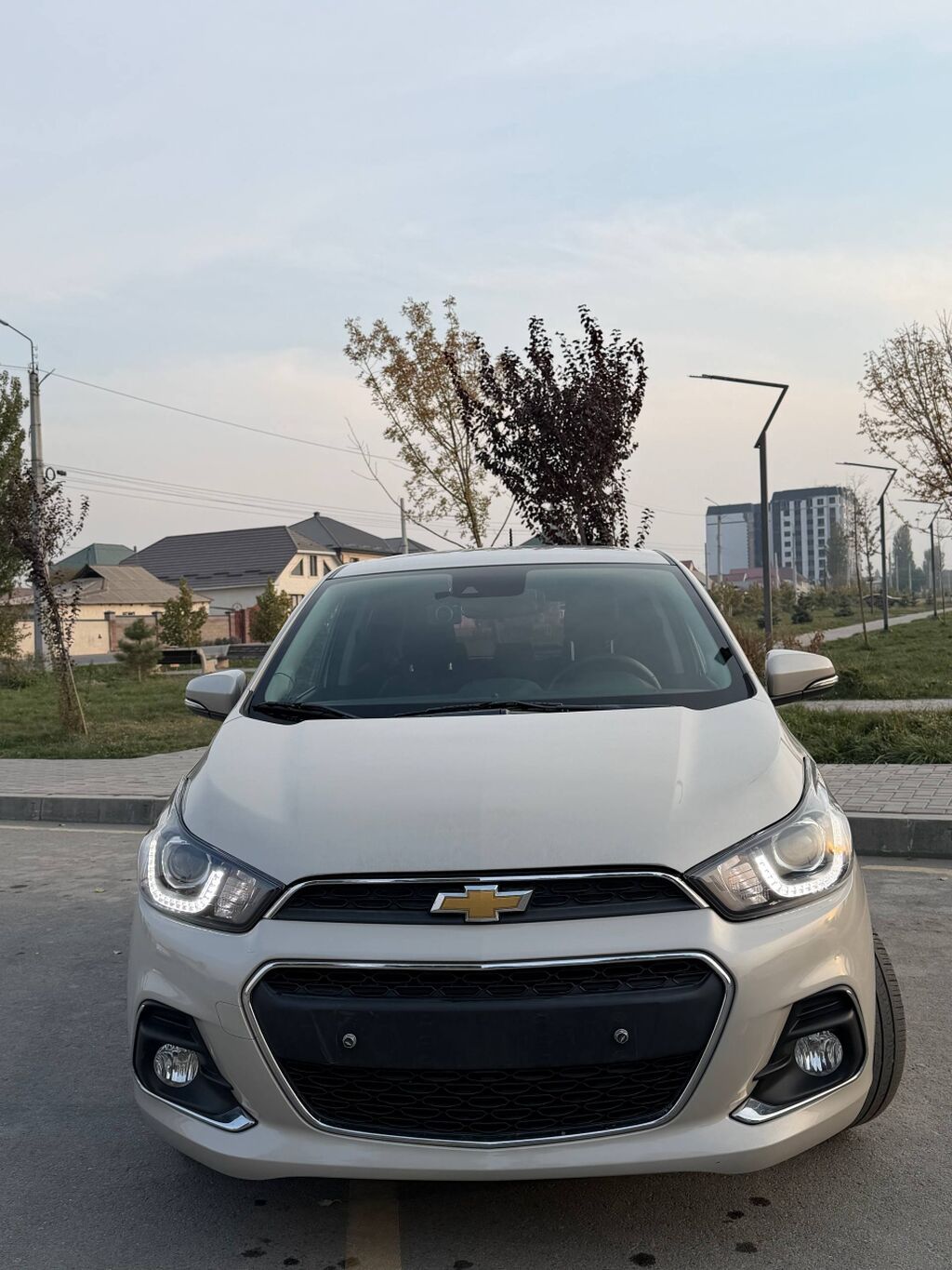 Chevrolet Spark: 2017 г., 1 л, Автомат, Бензин, Хэтчбэк: фото 4