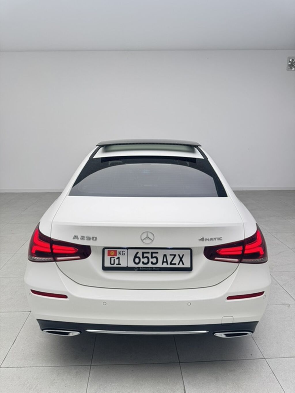 Mercedes-Benz A-Class: 2021 г., 2 л, Робот, Бензин, Седан: фото 8