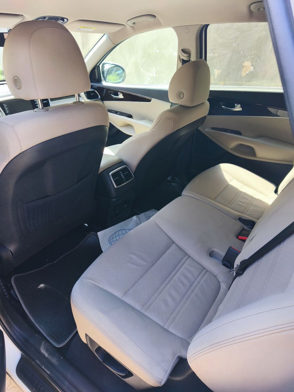Продам Kia Sorento 2019, 2.4 л, автомат, белый: фото 6