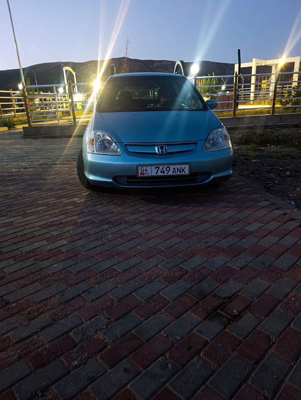 Honda Civic: 2001 г., 1.5 л, Механика, Бензин, Хэтчбэк: фото 3