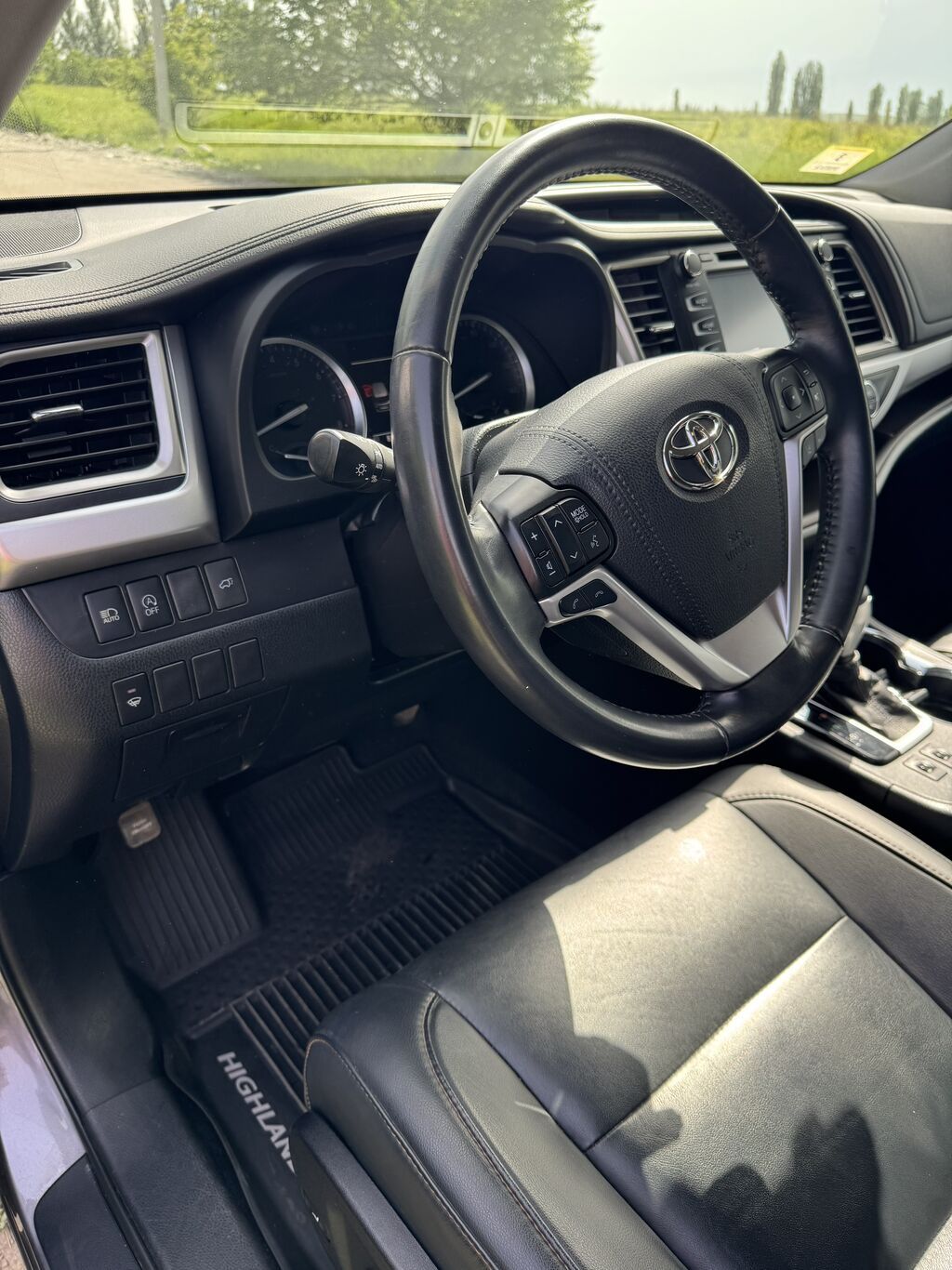 Toyota Highlander: 2019 г., 3.5 л, Автомат, Бензин, Кроссовер: фото 3