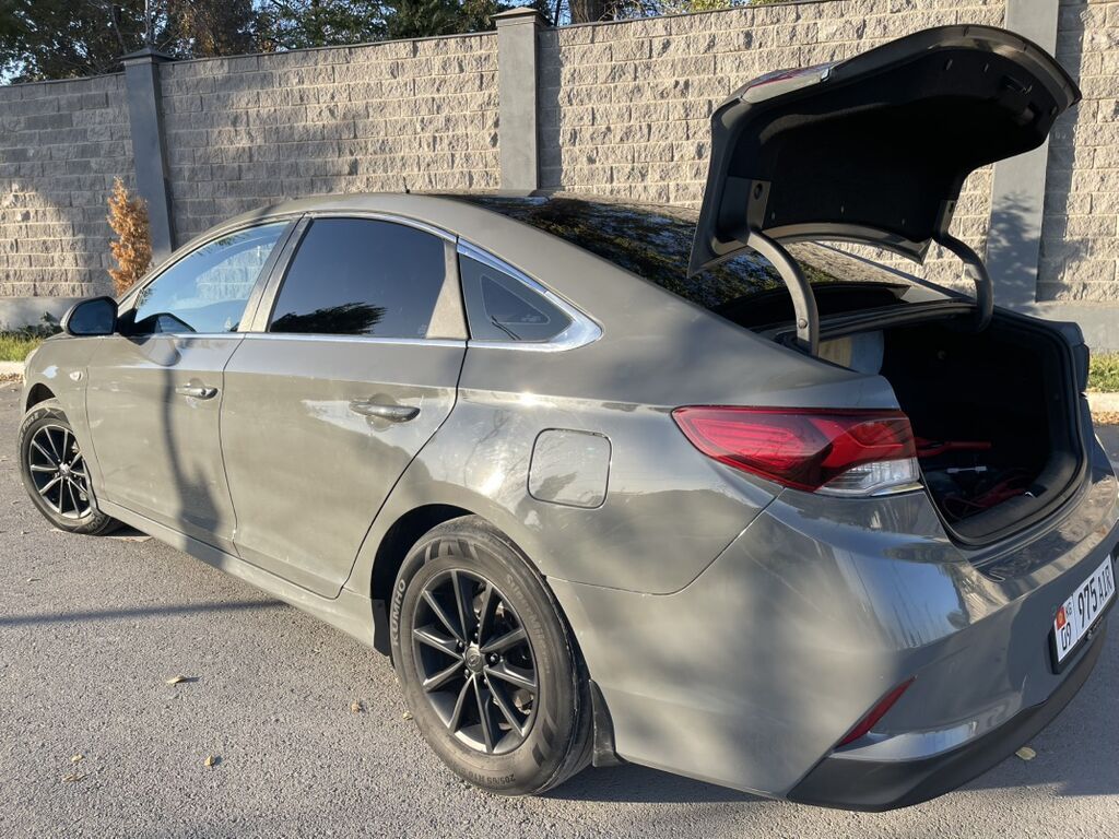 Hyundai Sonata: 2019 г., Автомат, Бензин, Седан: фото 3