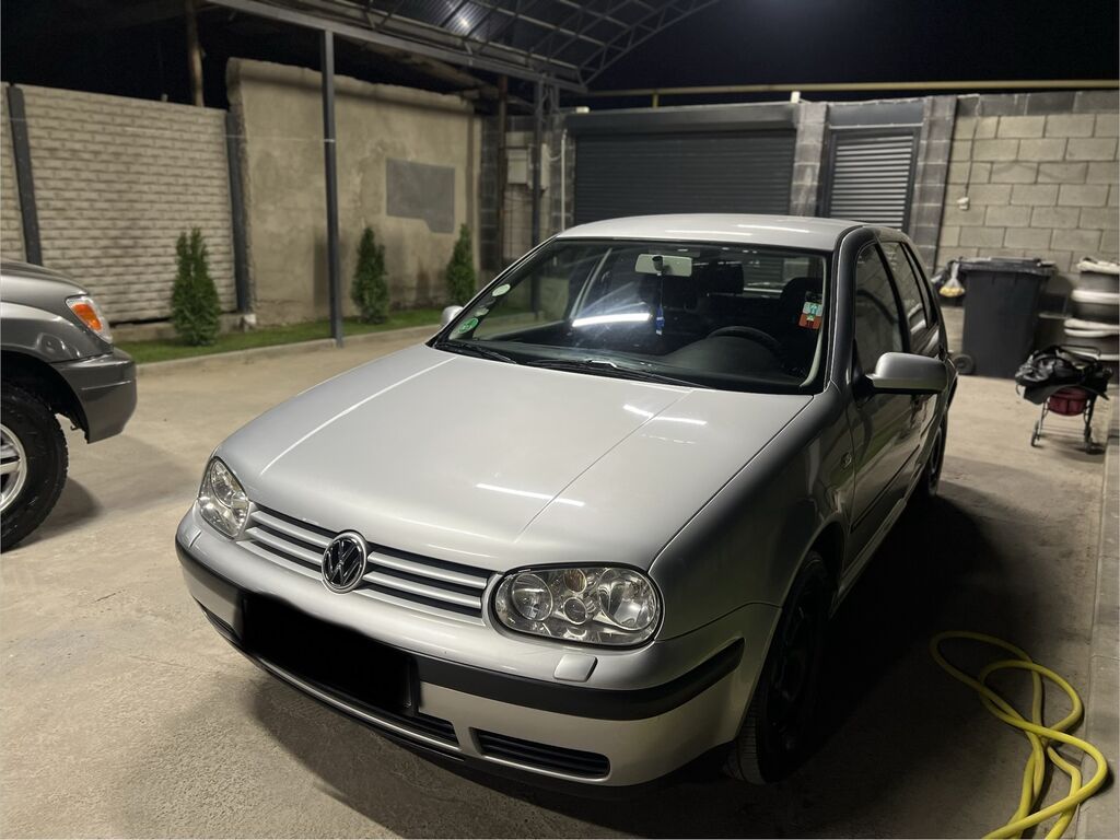 Volkswagen Golf: 2001 г., 1.4 л, Механика, Бензин, Хэтчбэк: фото 2