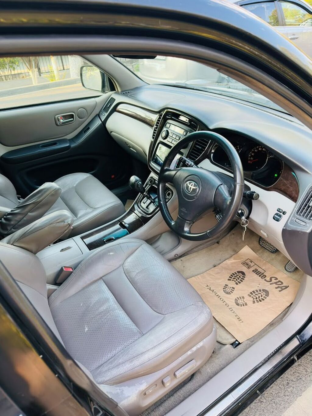 Toyota Highlander: 2001 г., 3 л, Автомат, Газ, Кроссовер — фото 7