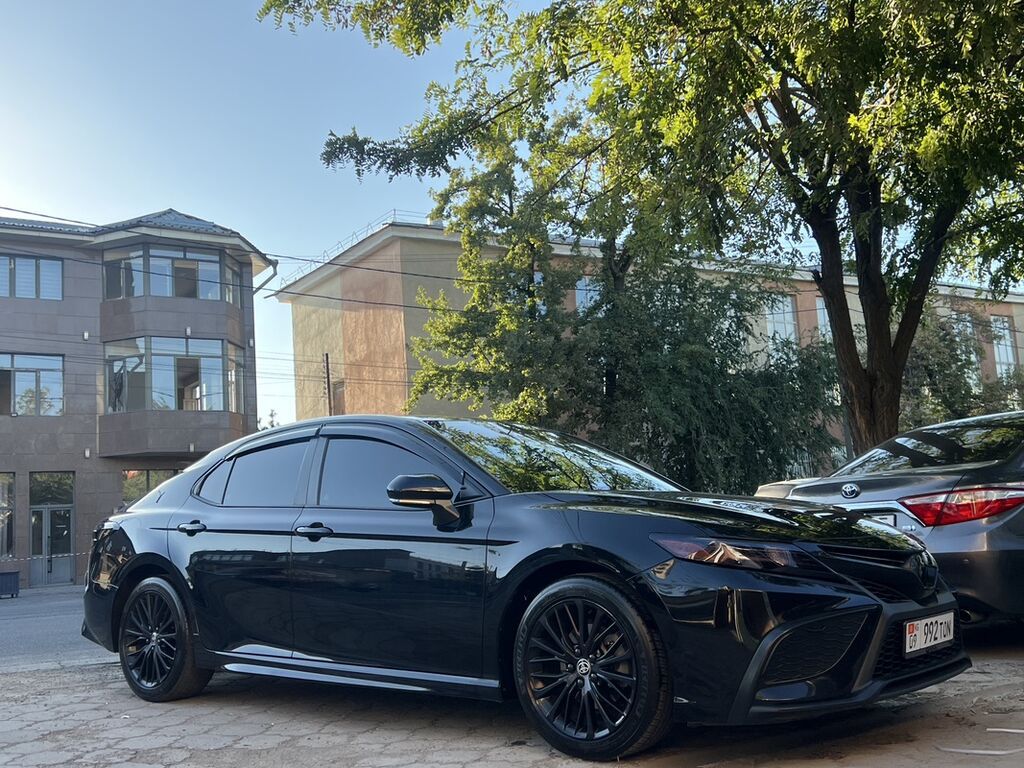 Toyota Camry: 2022 г., 2.5 л, Автомат, Бензин, Седан: фото 5