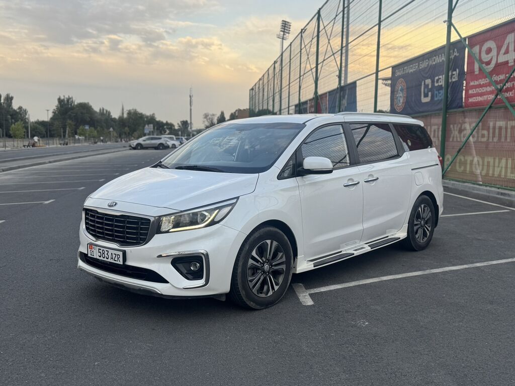 Kia Carnival: 2019 г., 2.2 л, Автомат, Дизель, Минивэн: фото 2