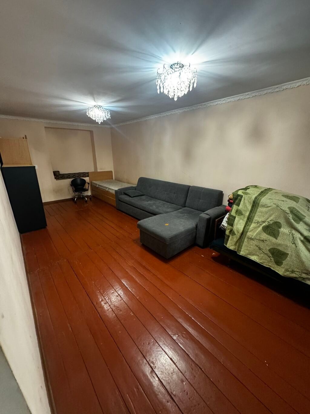 120 м², 3 комнаты, Бронированные двери, Забор, огорожен