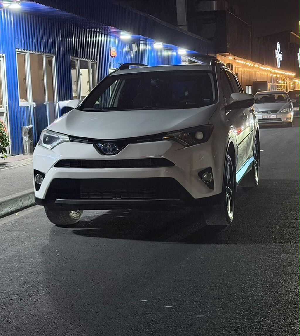 Toyota RAV4: 2016 г., Кроссовер: фото 4