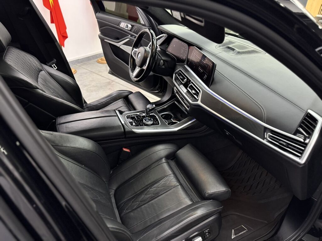BMW X7: 2020 г., 4.4 л, Автомат, Бензин, Внедорожник: фото 6