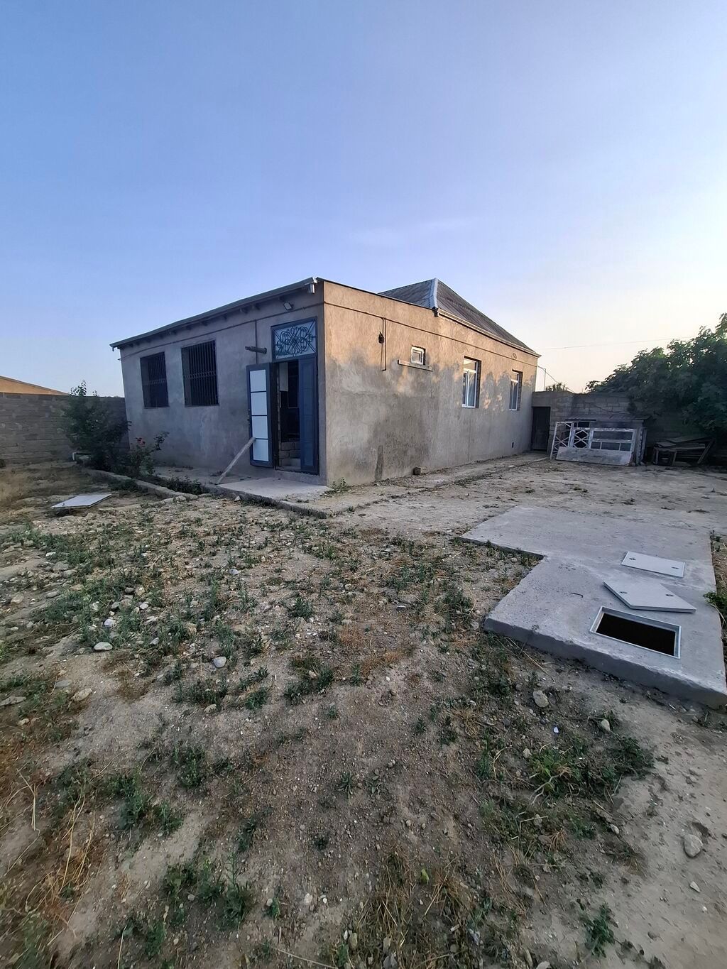 4 otaqlı, 140 kv. m, Kredit yoxdur, Orta təmir