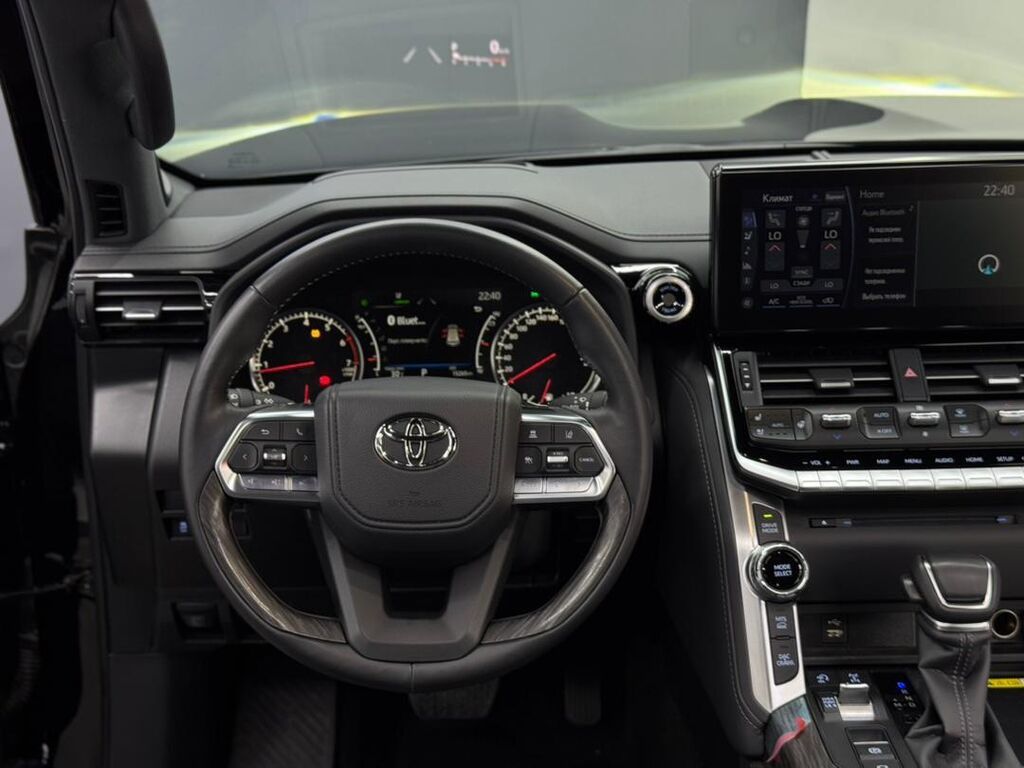 Toyota Land Cruiser: 2024 г., 3.5 л, Автомат, Бензин, Внедорожник — фото 7