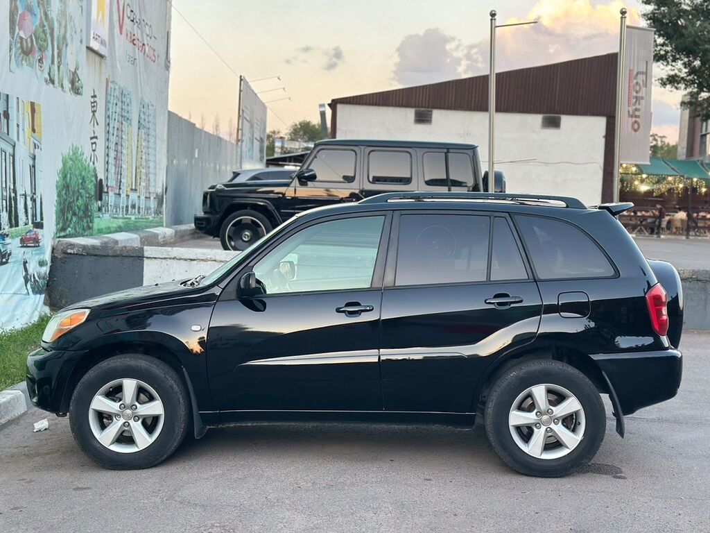 Toyota RAV4: 2005 г., 2.4 л, Автомат, Бензин, Кроссовер: фото 5