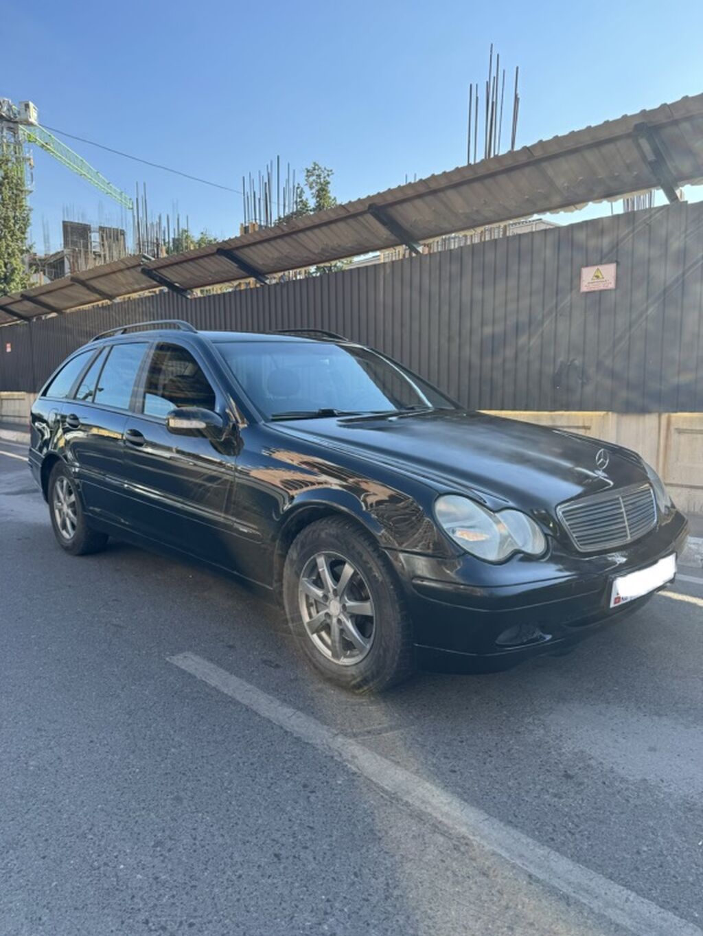 Mercedes-Benz C-Class: 2002 г., 2.2 л, Автомат, Дизель, Универсал: фото 3
