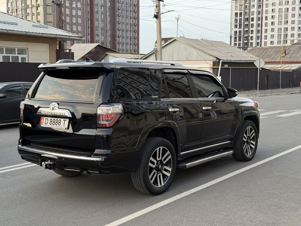 Toyota 4Runner: 2016 г., 4 л, Автомат, Бензин, Внедорожник: фото 5