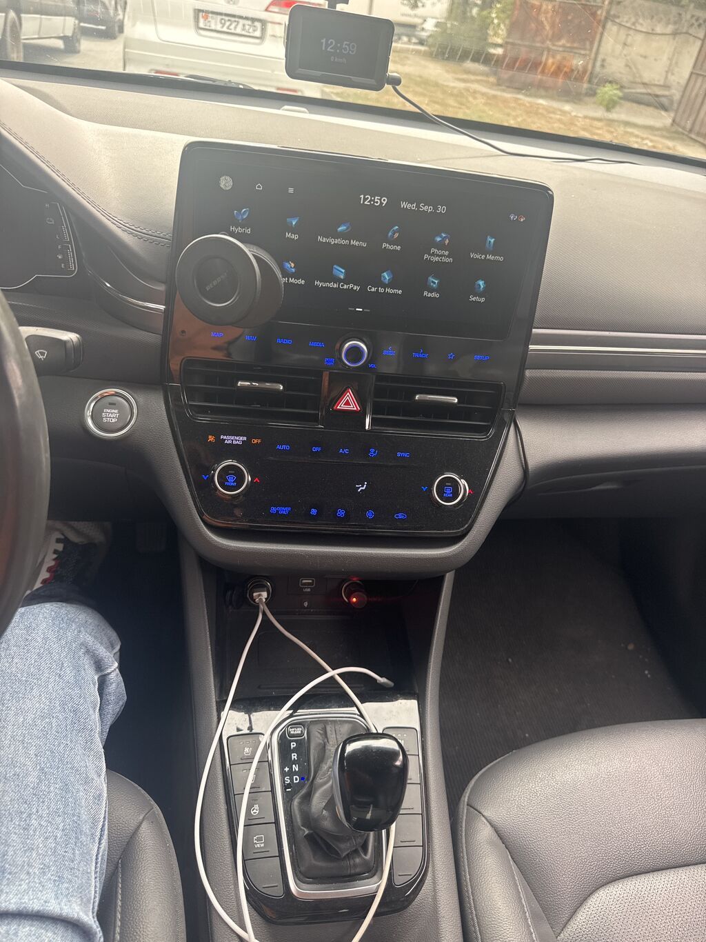 Hyundai Ioniq: 2019 г., 1.6 л, Автомат, Гибрид, Хэтчбэк: фото 3