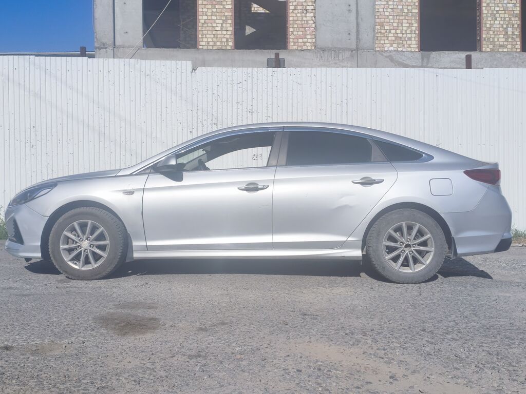 Hyundai Sonata: 2018 г., 2 л, Автомат, Газ, Седан: фото 3