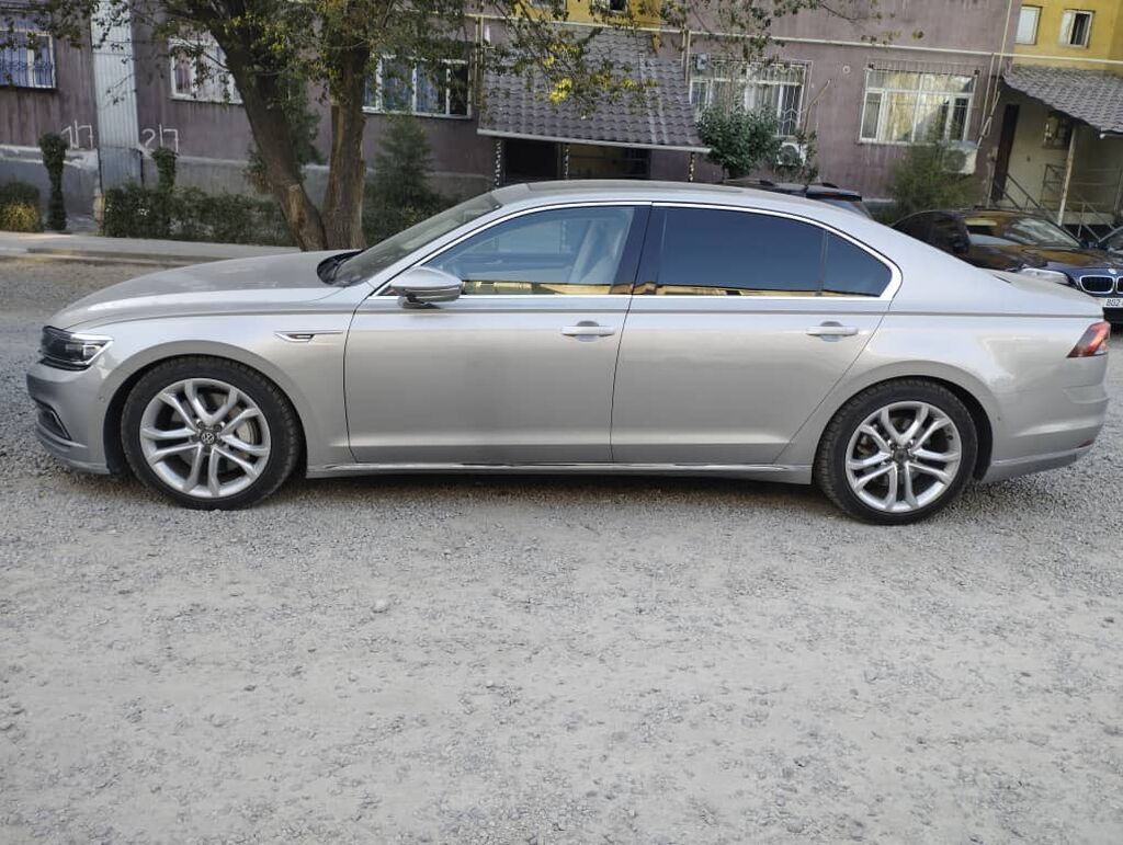 Volkswagen Passat: 2019 г., 3 л, Бензин, Седан: фото 5