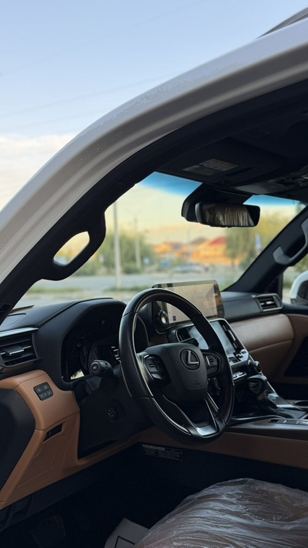 Lexus LX: 2023 г., 3.5 л, Автомат, Бензин, Внедорожник — фото 6