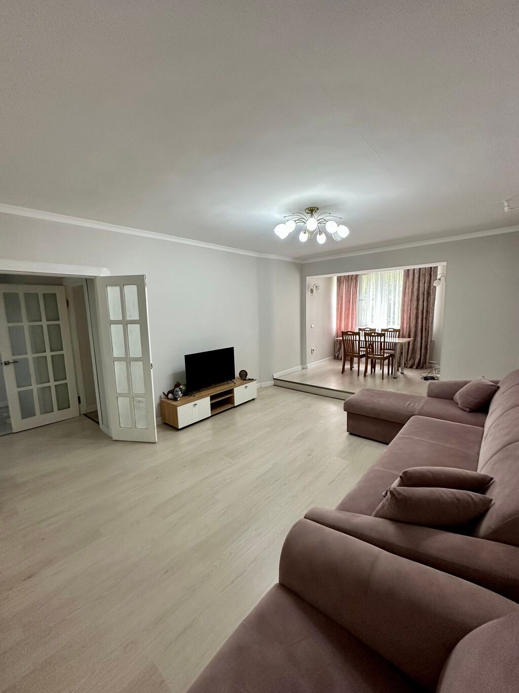 3 комнаты, 80 м², Золотой квадрат Индивидуалка, 3 этаж, Свежий ремонт: фото 2