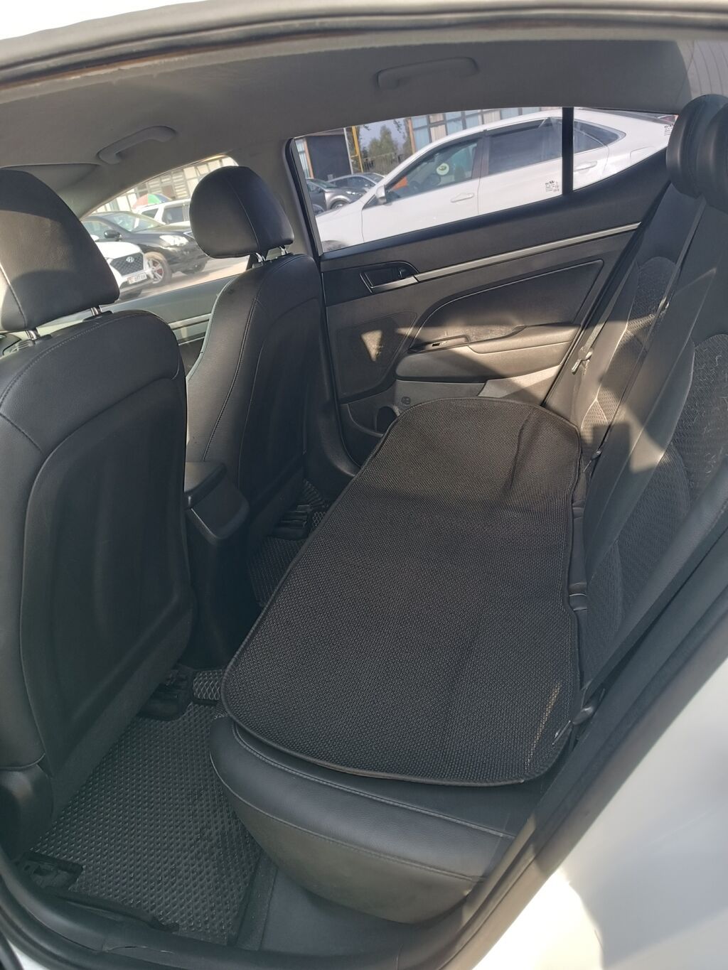 Hyundai Avante: 2019 г., 1.6 л, Автомат, Бензин, Седан: фото 6