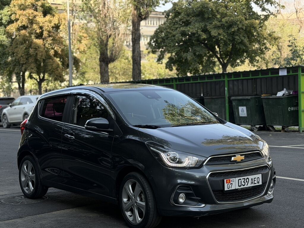 Chevrolet Spark: 2017 г., 1 л, Вариатор, Бензин, Хэтчбэк: фото 2