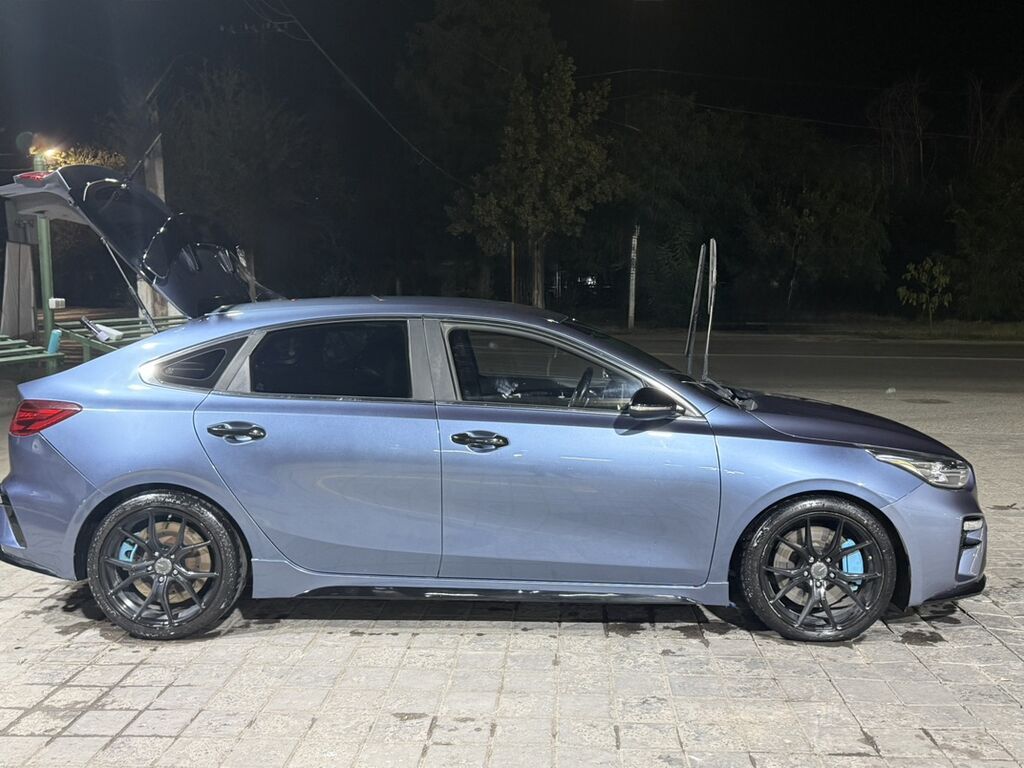 Kia Cerato: 2019 г., 1.6 л, Робот, Бензин, Лифтбек: фото 2