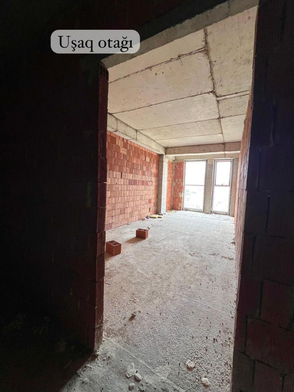 3 otaqlı, Yeni tikili, 174 kv. m