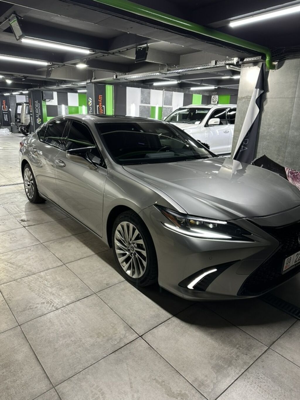Lexus ES: 2019 г., 2.5 л, Вариатор, Бензин, Седан: фото 2