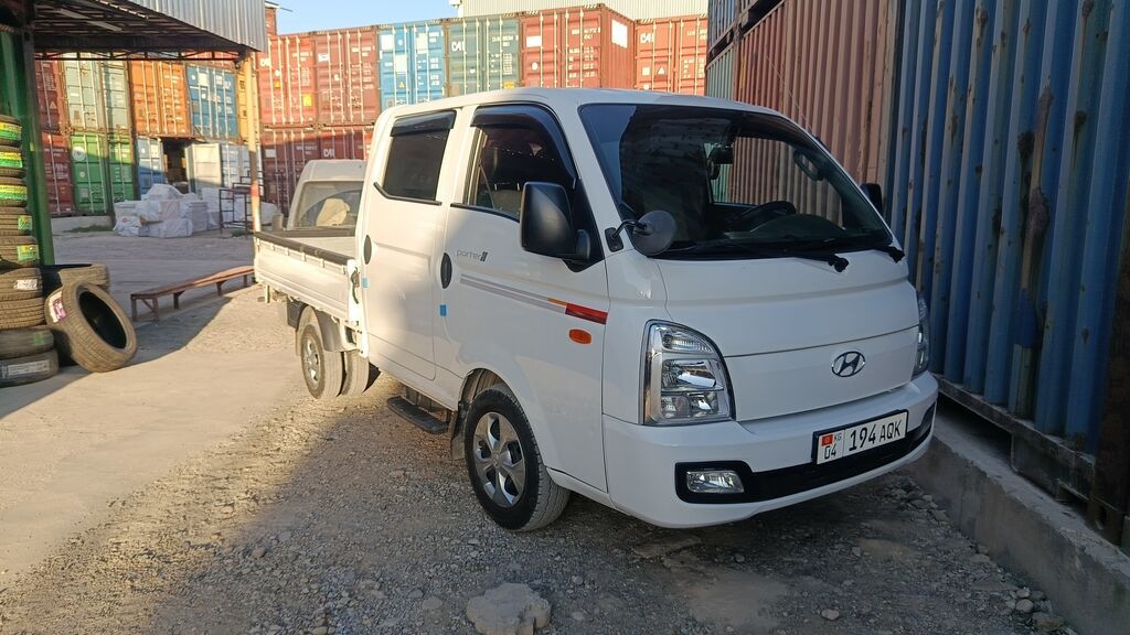 Hyundai Porter II (двухрядная кабина) — компактный грузовой пикап для: фото 2