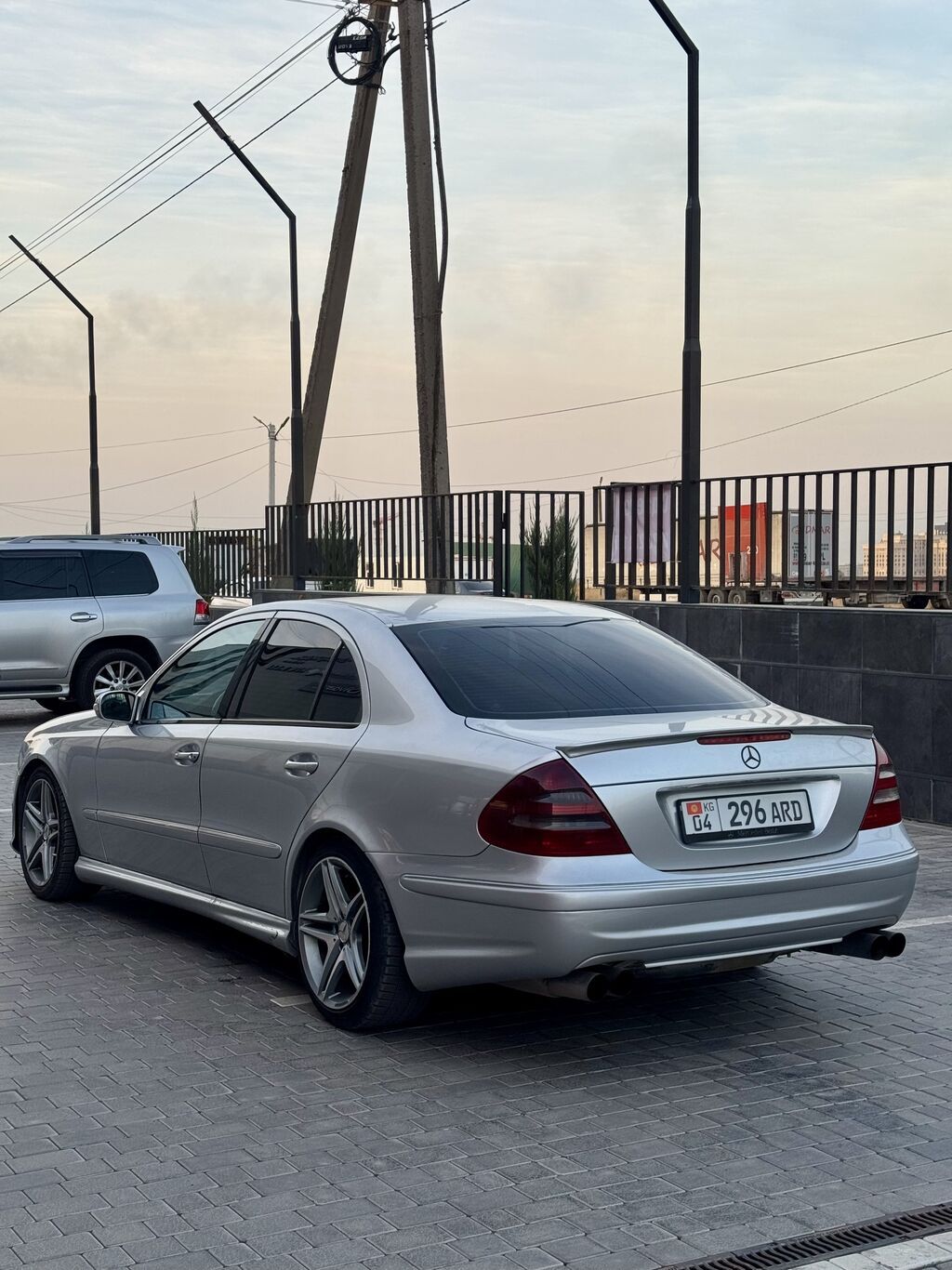 Mercedes-Benz E-Class: 2003 г., 3.2 л, Автомат, Бензин, Седан: фото 3