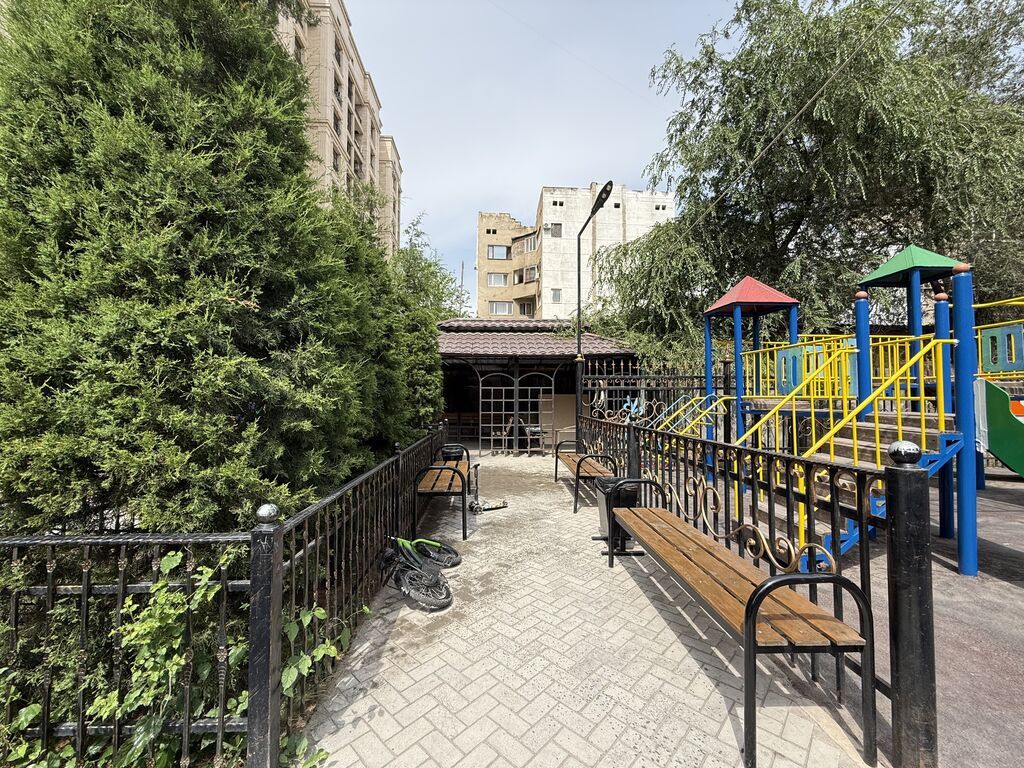 3 комнаты, 106 м², Ак-Кеме (старый аэропорт) Элитка, 10 этаж: фото 4