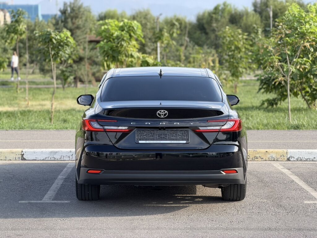 Toyota Camry: 2024 г., 2.5 л, Автомат, Бензин, Седан: фото 5