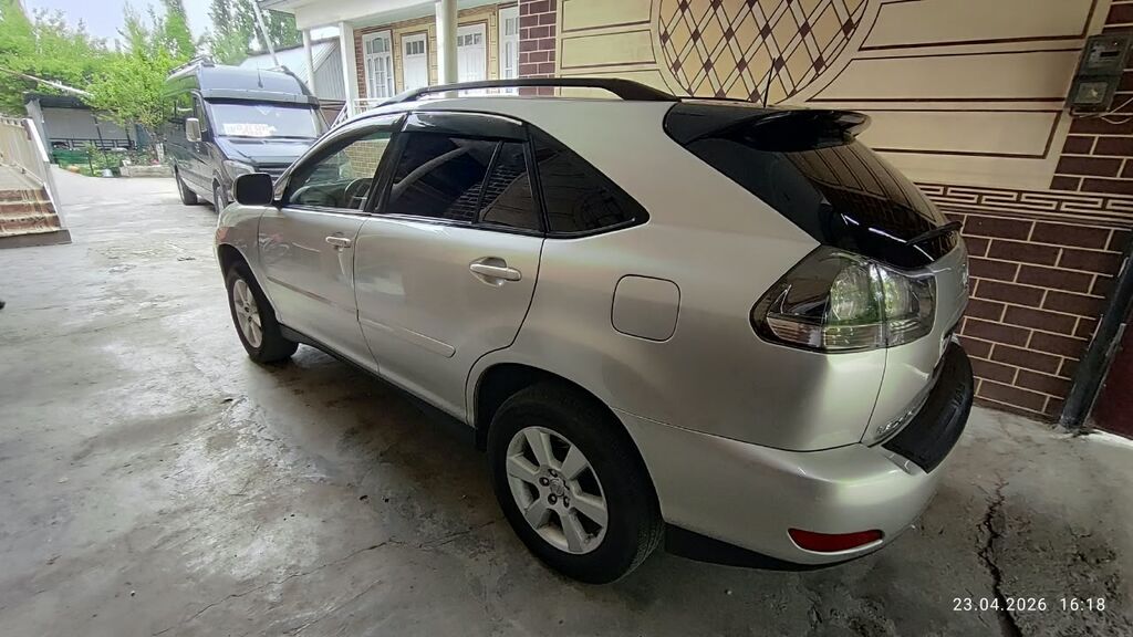 Lexus RX: 2004 г., 3.3 л, Автомат, Бензин, Кроссовер: фото 3