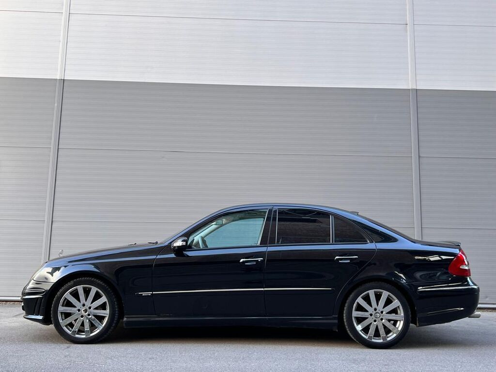 Mercedes-Benz E-Class: 2005 г., Автомат, Бензин, Седан: фото 5